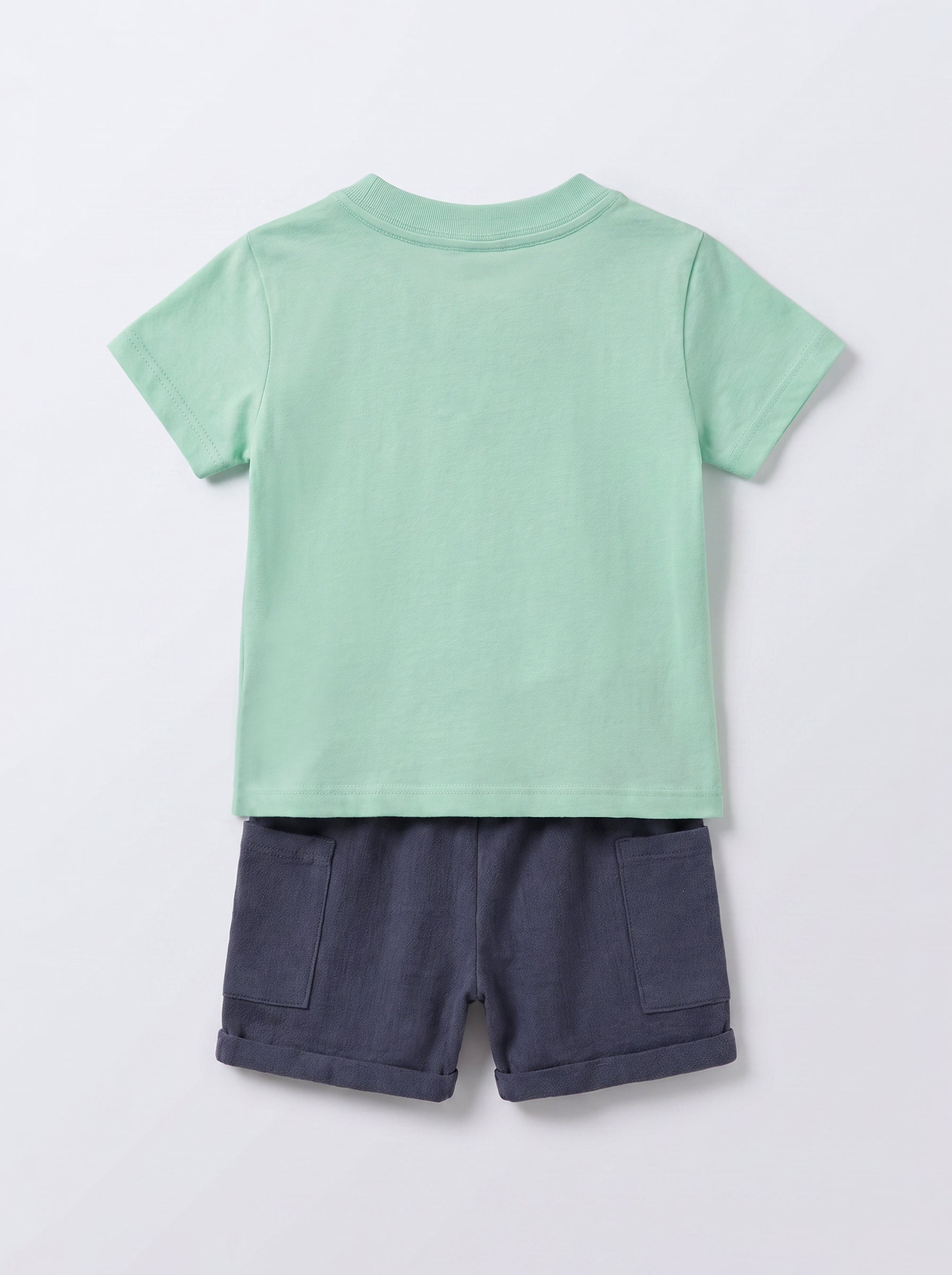 25FW0QB34459 LIGHT GREEN Set: T-Shirt + Shorts