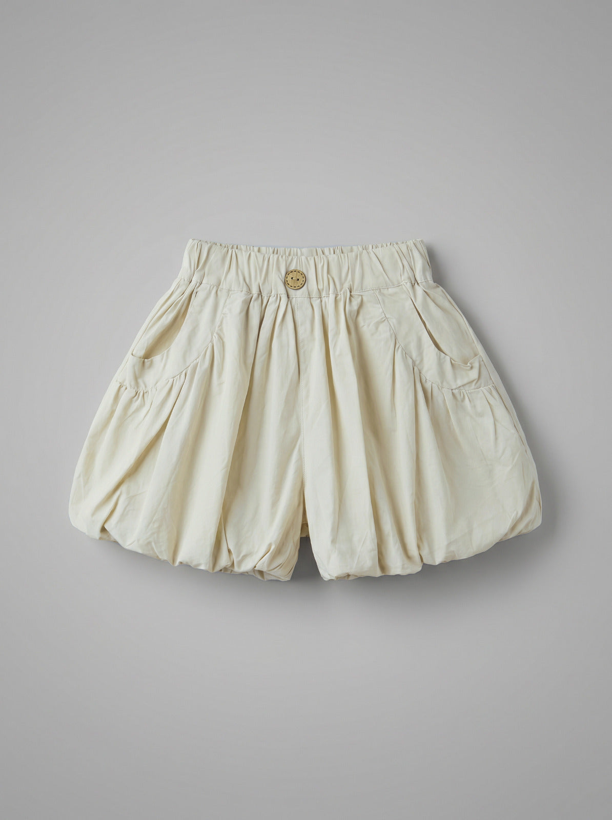Girls Cream Puffy Balloon Shorts