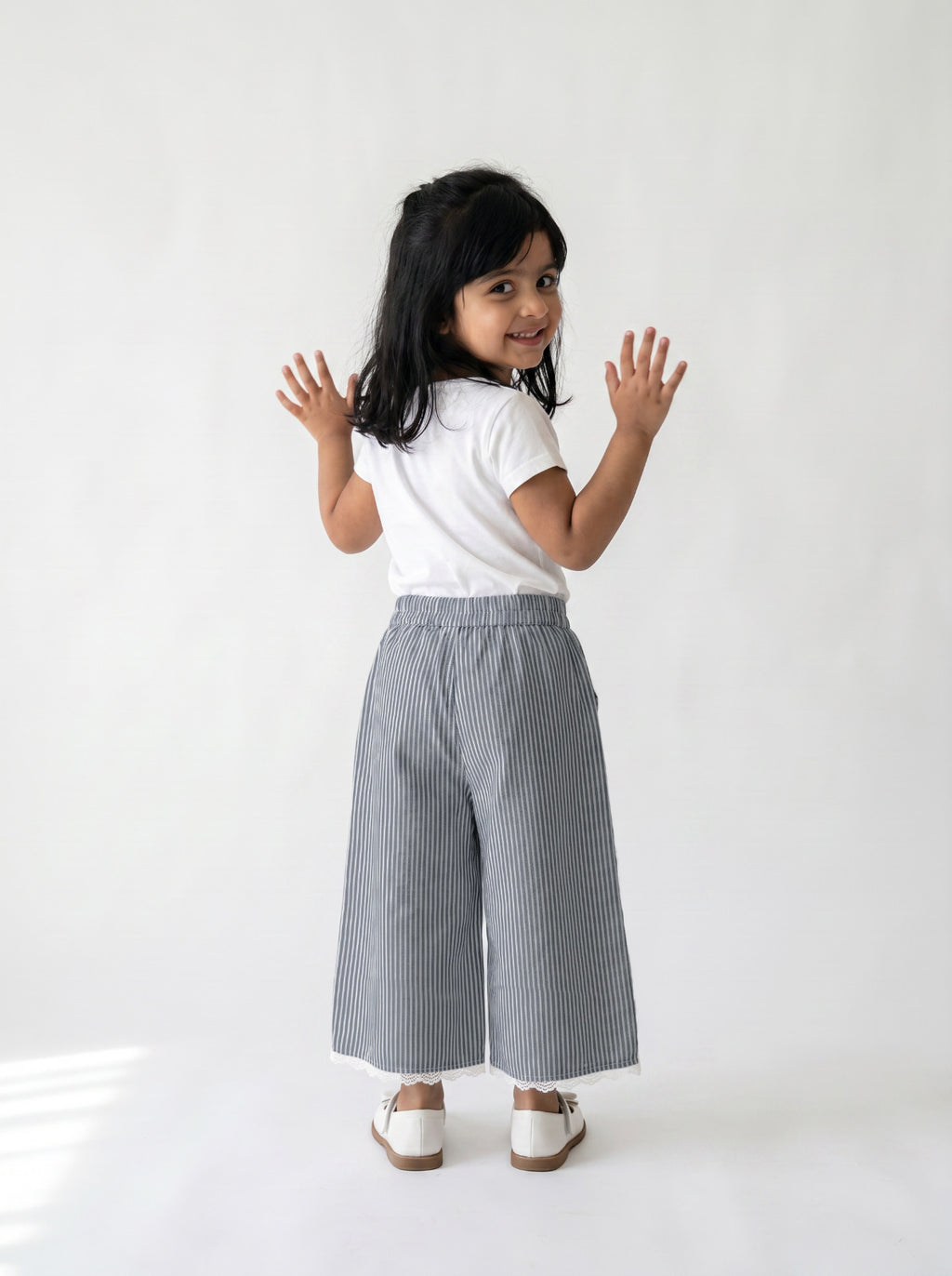 26SS0TY42S0575 Blue Pant